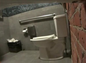 Restaurant Toilet piss spycam